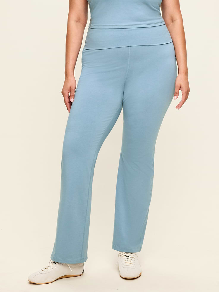 Image number 8 showing, High-Waisted PowerChill Fold-Over Bootcut Leggings