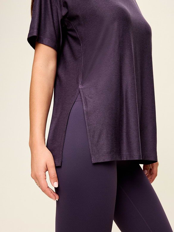 CloudMotion Short-Sleeve Tunic