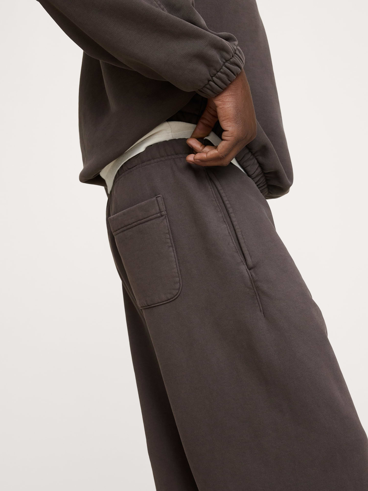 Image 3 of 5, Relaxed French Terry Sweatpant
