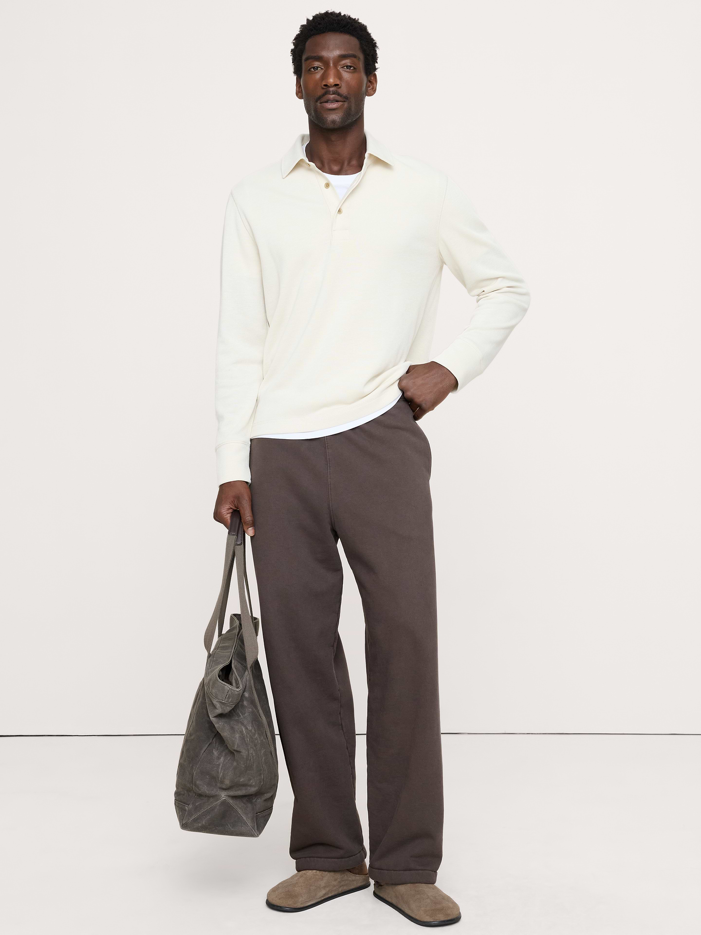 Image 4 of 5, Relaxed French Terry Sweatpant