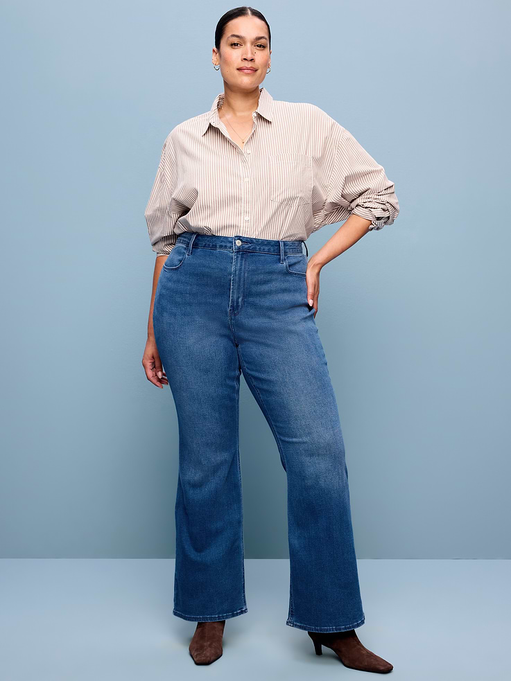 Image number 9 showing, High-Waisted Wow Flare Jeans