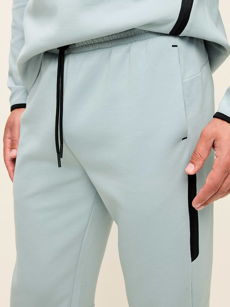 L'image numéro 4 présente Pantalons de jogging en Molleton dynamique 4.0