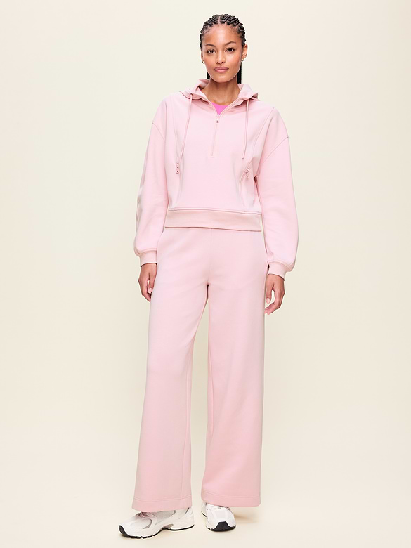 Extra High-Waisted Dynamic Fleece Wide-Leg Sweatpants