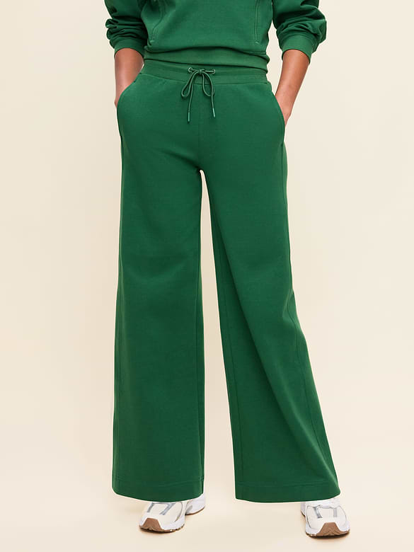 Extra High-Waisted Dynamic Fleece Wide-Leg Sweatpants
