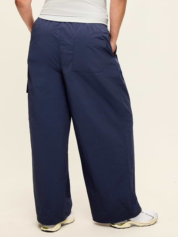 Mid-Rise Adjustable Active Woven Utility Pants