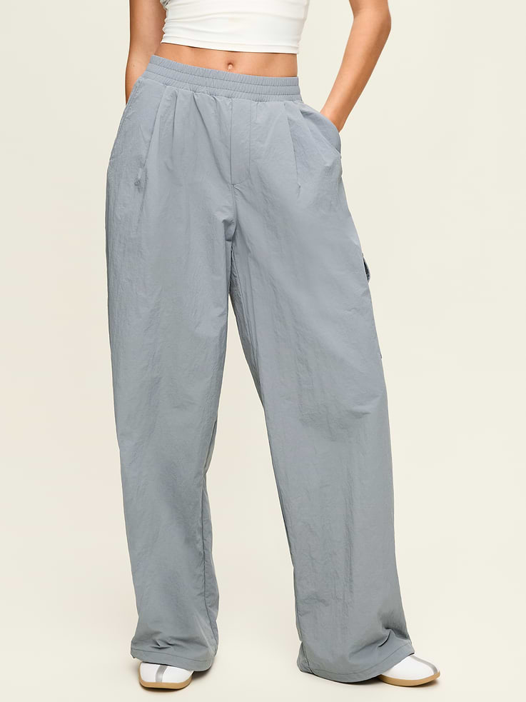 L'image numéro 1 présente Pantalon utilitaire tissé à taille mi-basse