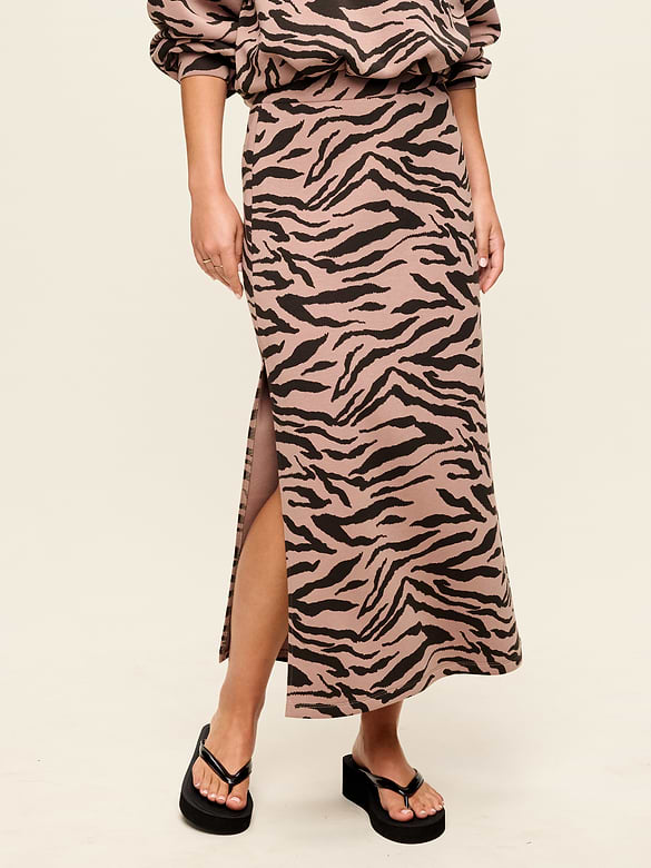 High-Waisted Bounce Fleece Maxi Skirt