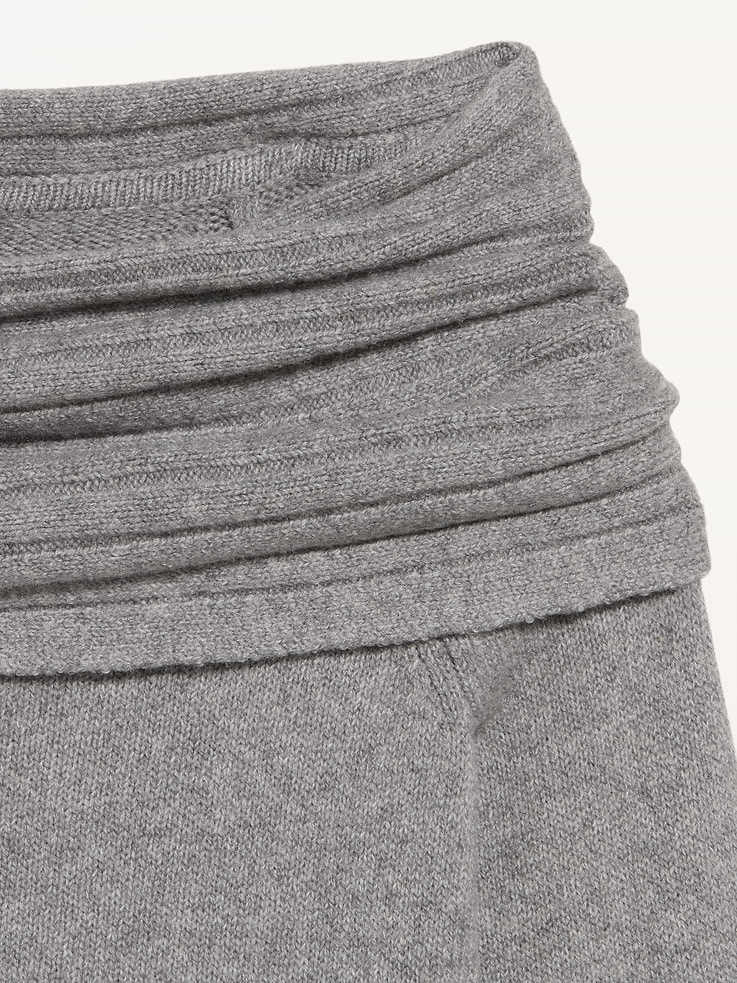 Image 5 of 5, Relaxed Off-The-Shoulder Sweater