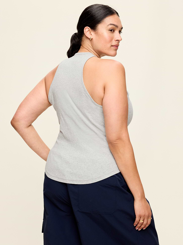 L'image numéro 5 présente Camisole côtelée ajustée NuageLéger
