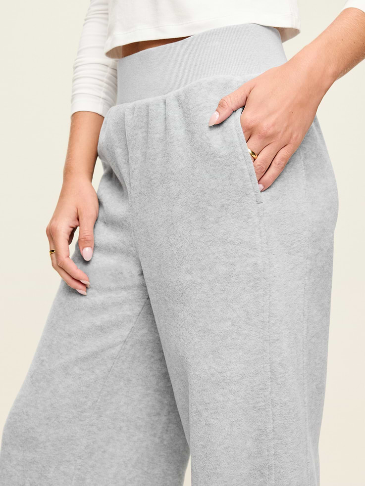 L'image numéro 3 présente Pantalon en micromolleton à jambe ultra-large à taille très haute