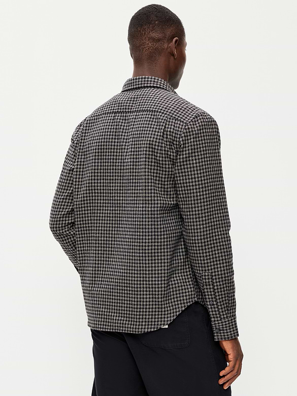 Relaxed Long-Sleeve Plaid Flannel Pocket Shirt