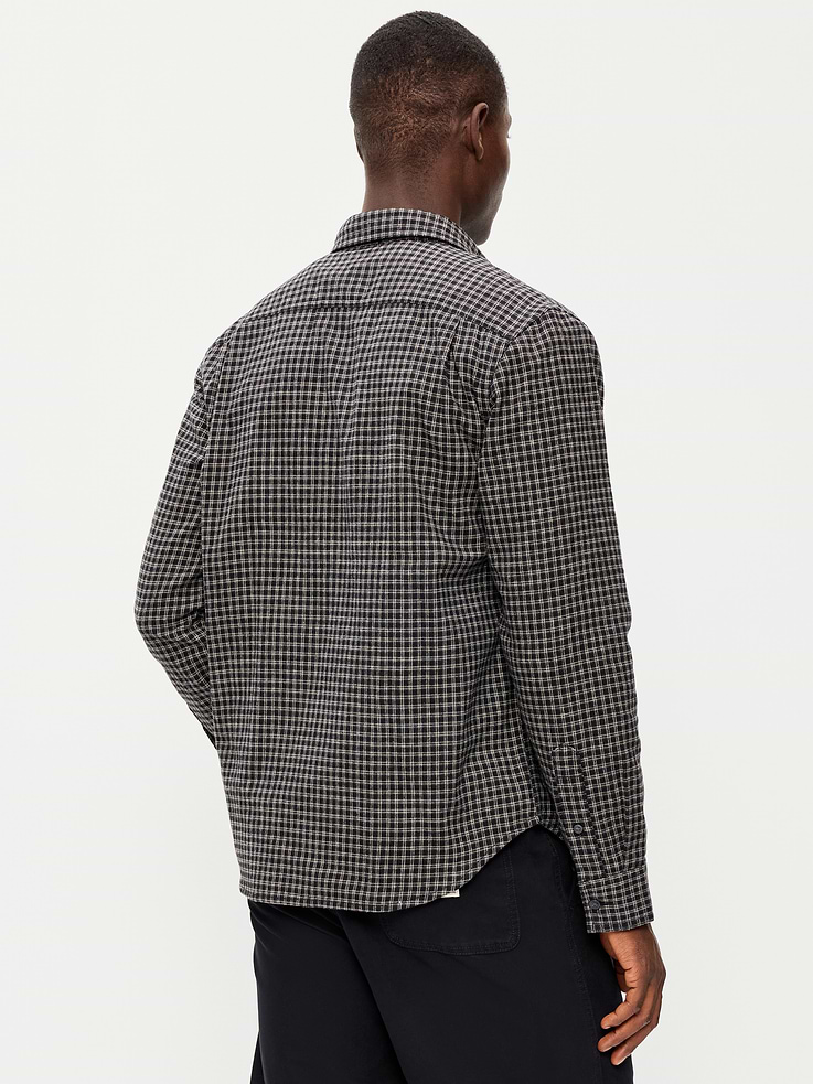 Image number 2 showing, Relaxed Long-Sleeve Plaid Flannel Pocket Shirt