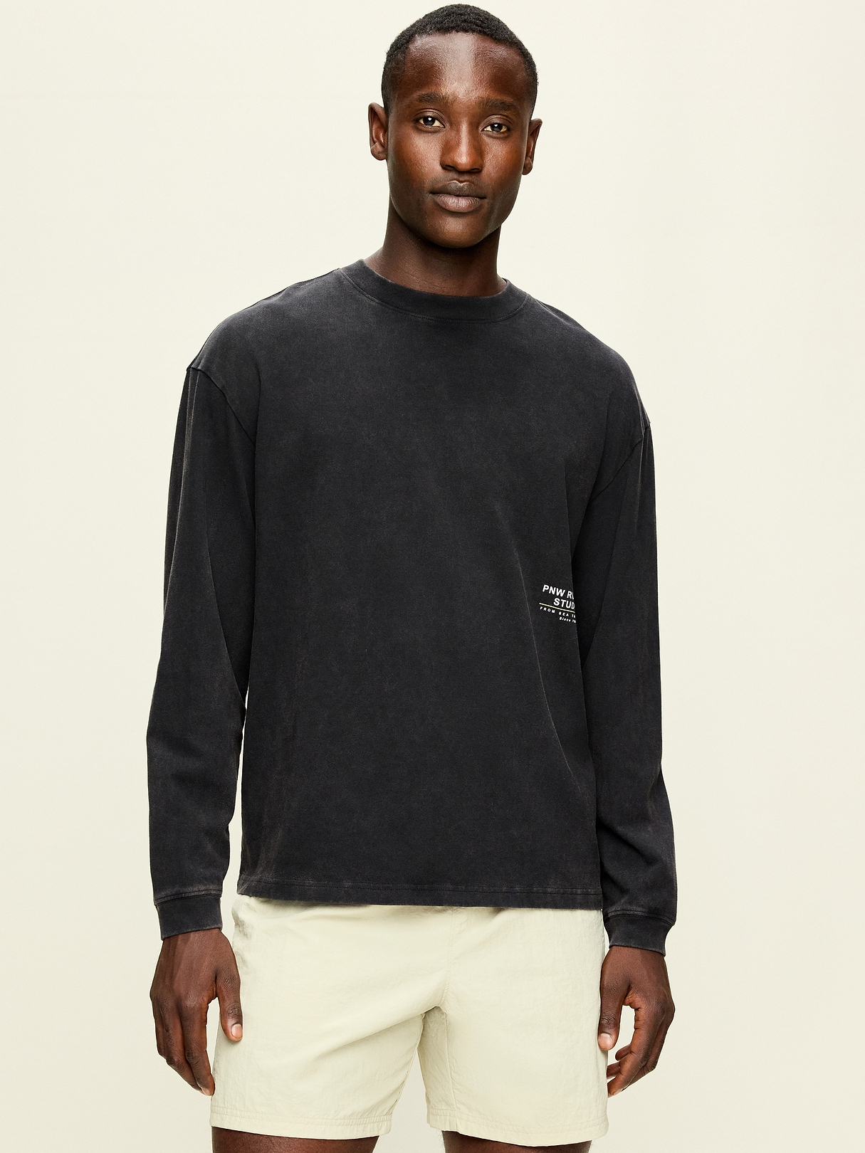 Lived-In Pro Long-Sleeve Graphic T-Shirt | Old Navy
