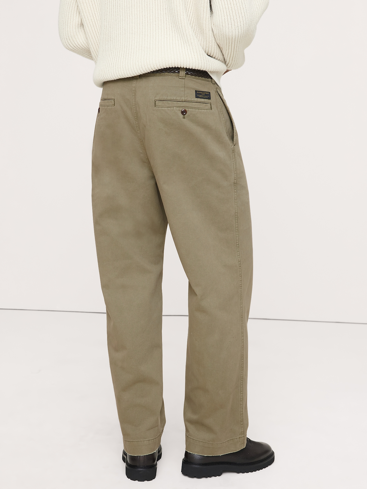 Archive Reissue Relaxed Chino | Banana Republic