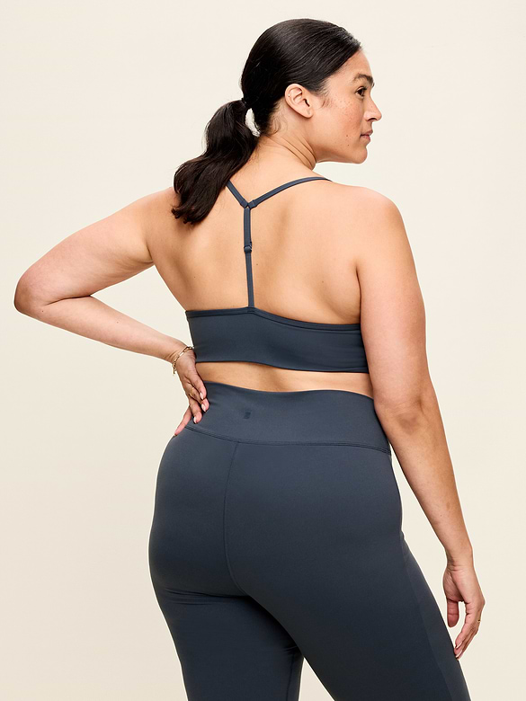 Light Support StudioSmooth Y-Back Sports Bra