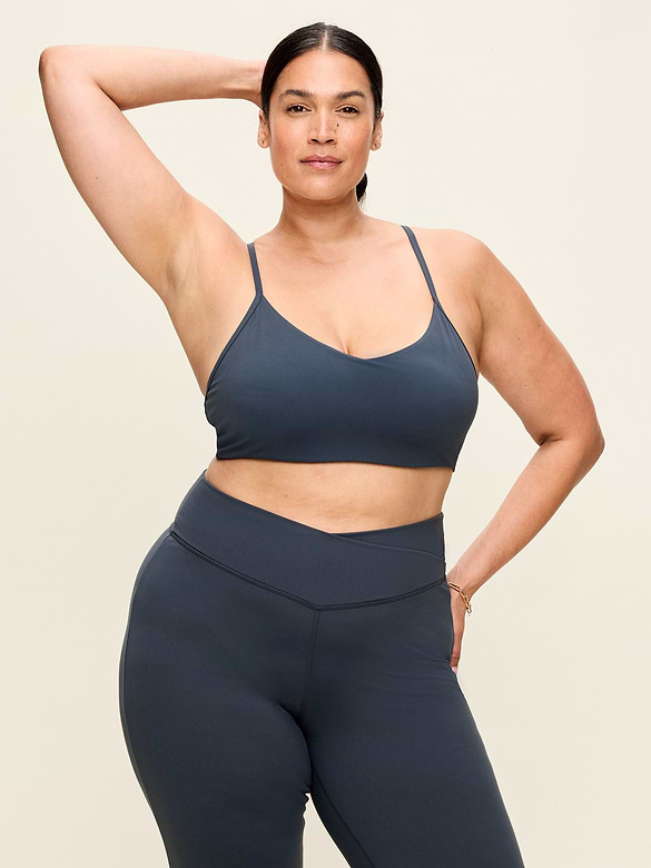 Light Support StudioSmooth Y-Back Sports Bra