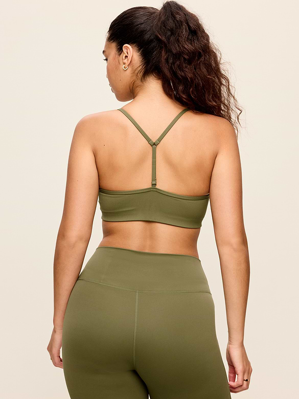 Light Support StudioSmooth Y-Back Sports Bra