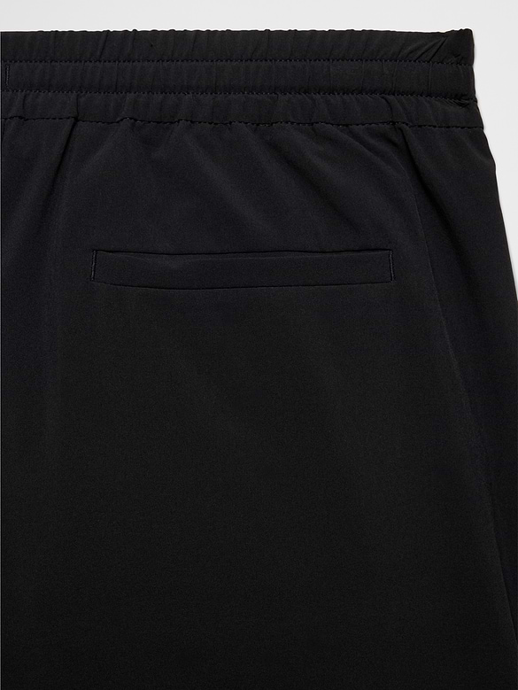 Wide-Leg Mid-Rise Airstretch Pant