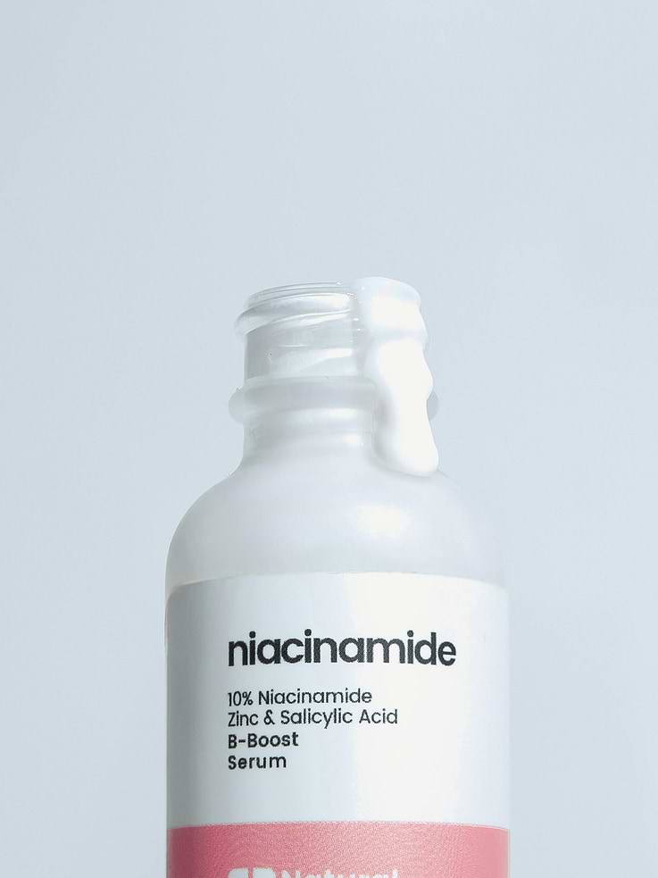 Image number 2 showing, Natural Outcome Niacinamide Serum