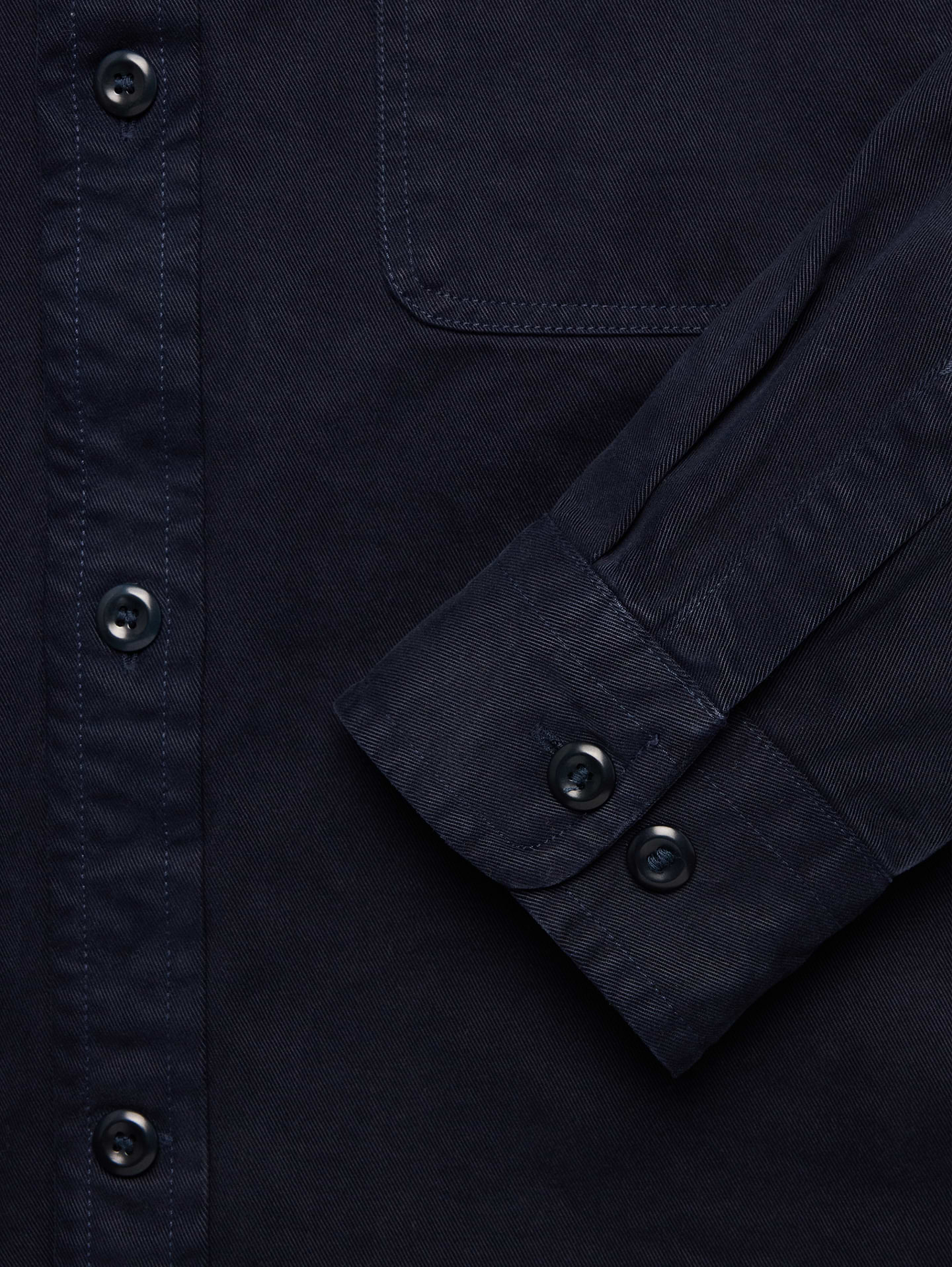 L'image numéro 6 présente Veste-chemise en sergé de coton