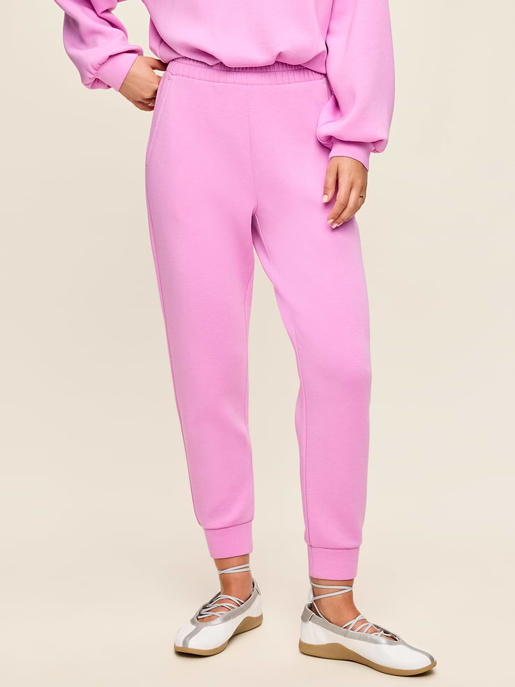 Image number 1 showing, High-Waisted Bounce Fleece Jogger Sweatpants