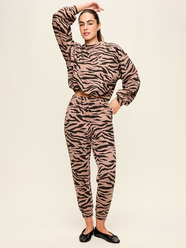 Image number 2 showing, High-Waisted Bounce Fleece Jogger Sweatpants