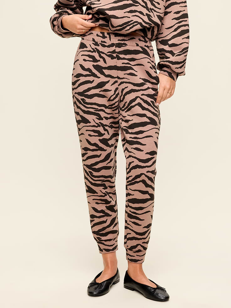 Image number 1 showing, High-Waisted Bounce Fleece Jogger Sweatpants