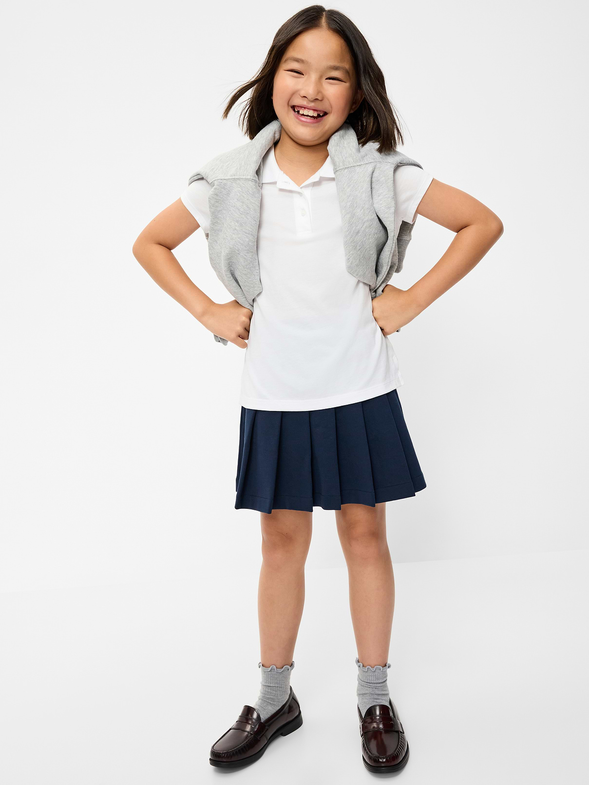 L'image numéro 2 présente Jupe-short à plis d’uniforme scolaire en tricot point de Rome pour fille