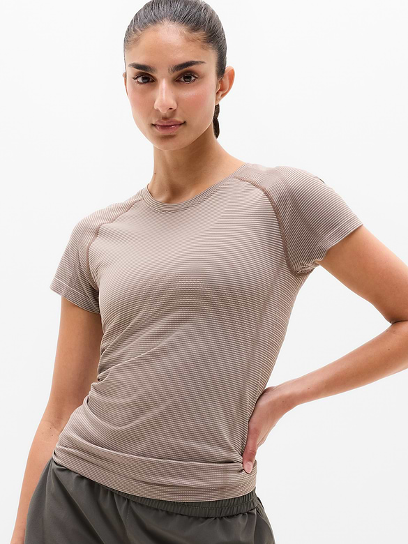 Momentum Flex Tee
