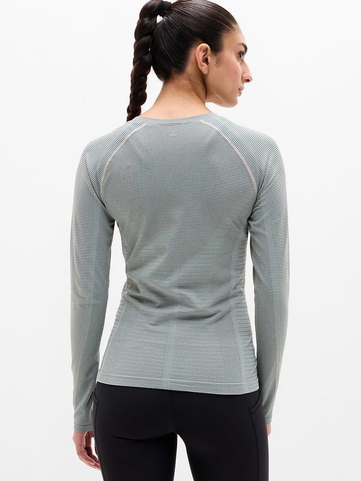 Image 3 of 8, Momentum Flex Top