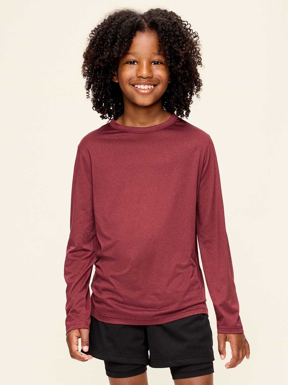 L'image numéro 1 présente T-shirt Performance NuageSport à manches longues pour garçon