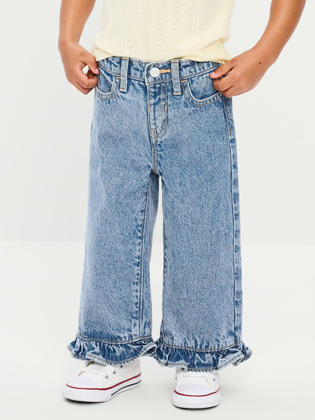 L'image numéro 2 présente Jean coupe très généreuse jambe large à taille haute et à volants pour fille