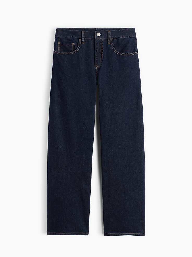 L'image numéro 10 présente Le jean ample à taille basse Hailey