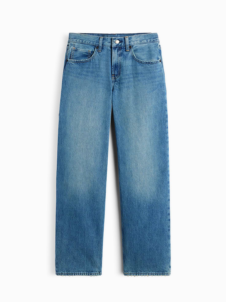L'image numéro 10 présente Le jean ample à taille basse Hailey
