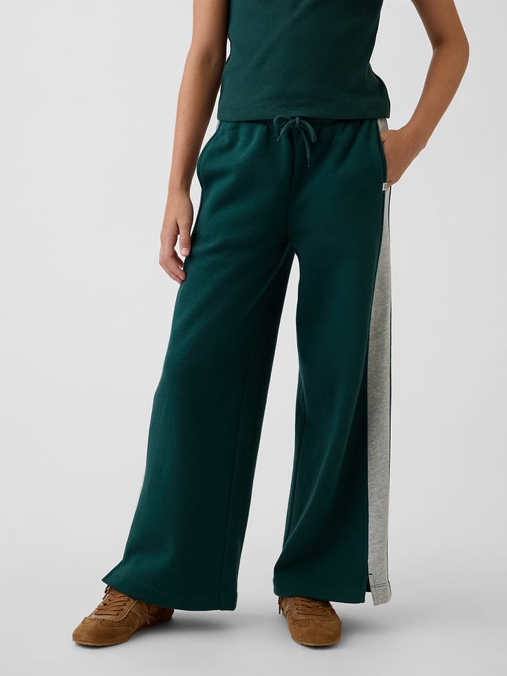 L'image numéro 3 présente Pantalon ballon en coton ouaté VintageDoux de style universitaire pour Enfant