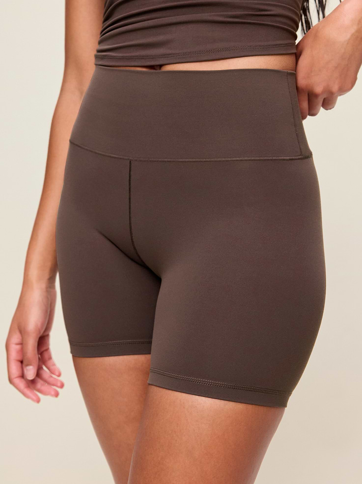 L'image numéro 5 présente Cuissard StudioSmooth à taille haute, entrejambe de 15 cm