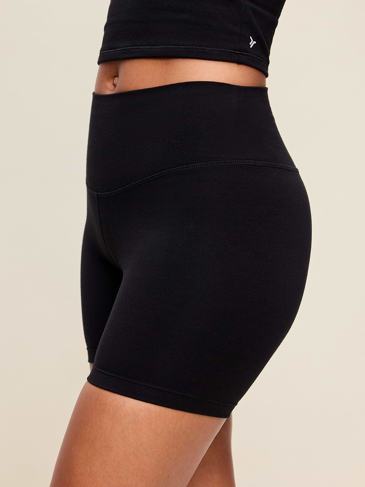 Image number 4 showing, High-Waisted PowerChill Biker Shorts -- 5-inch inseam