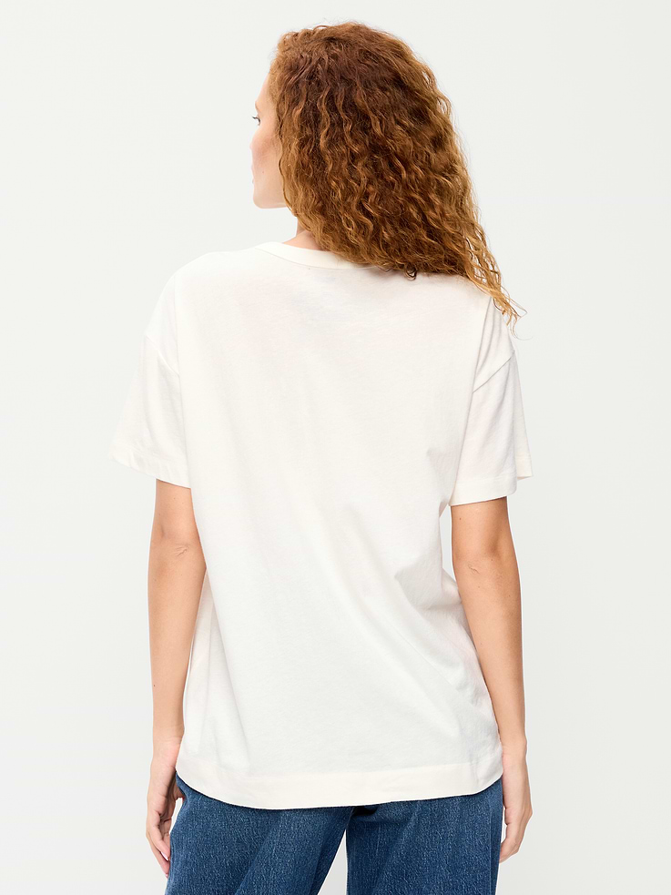 Image number 2 showing, Peanuts™ Snoopy Oversized Tunic T-Shirt