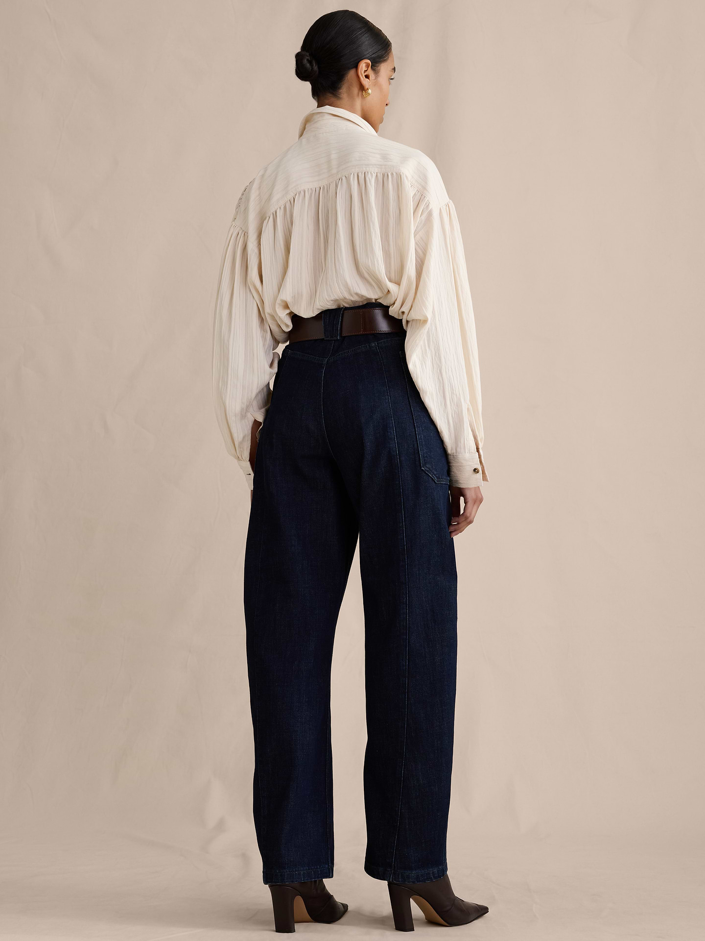 Image number 3 showing, Ultra High-Rise Barrel Jean