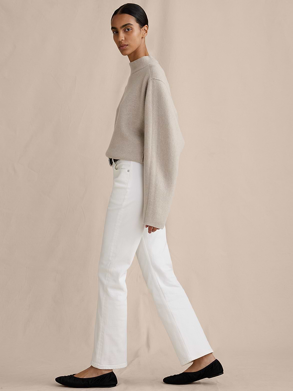 Low-Rise Kick-Straight Jean