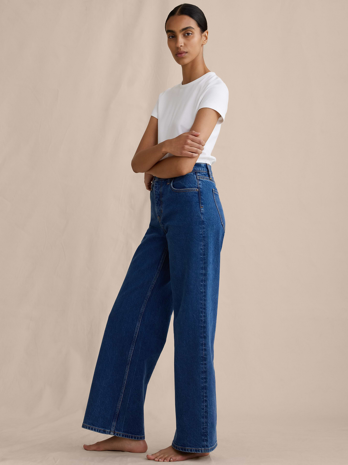 L'image numéro 5 présente Le célèbre jean classique à jambe large