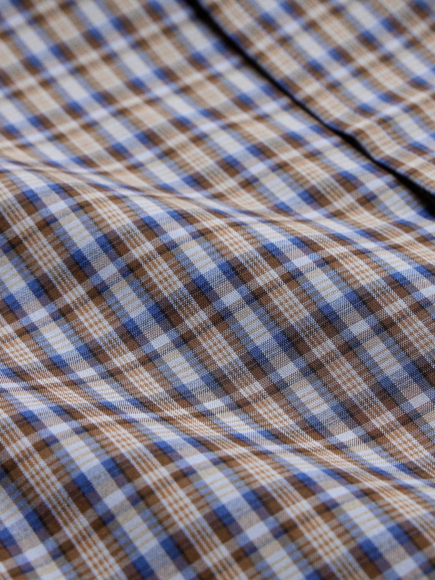 L'image numéro 3 présente Chemise habillée ajustée infroissable