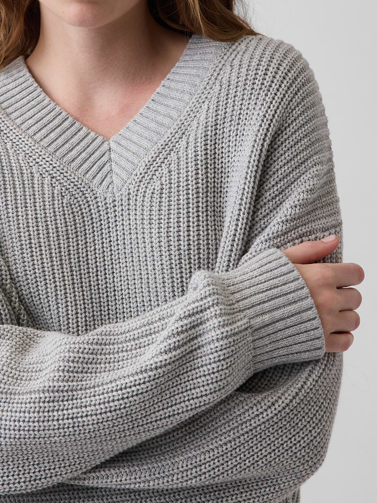 Image number 4 showing, 100% Cotton Oversized Shaker V-Neck Sweater