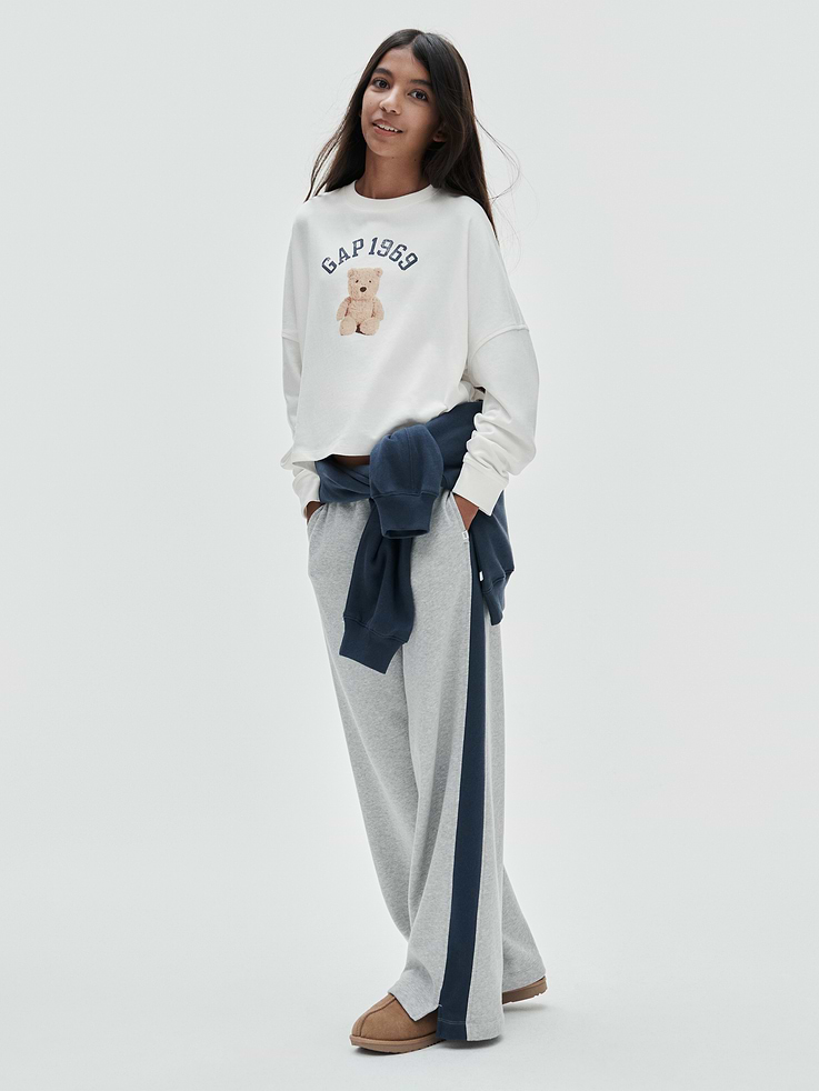 L'image numéro 6 présente Pantalon ballon en coton ouaté VintageDoux de style universitaire pour Enfant