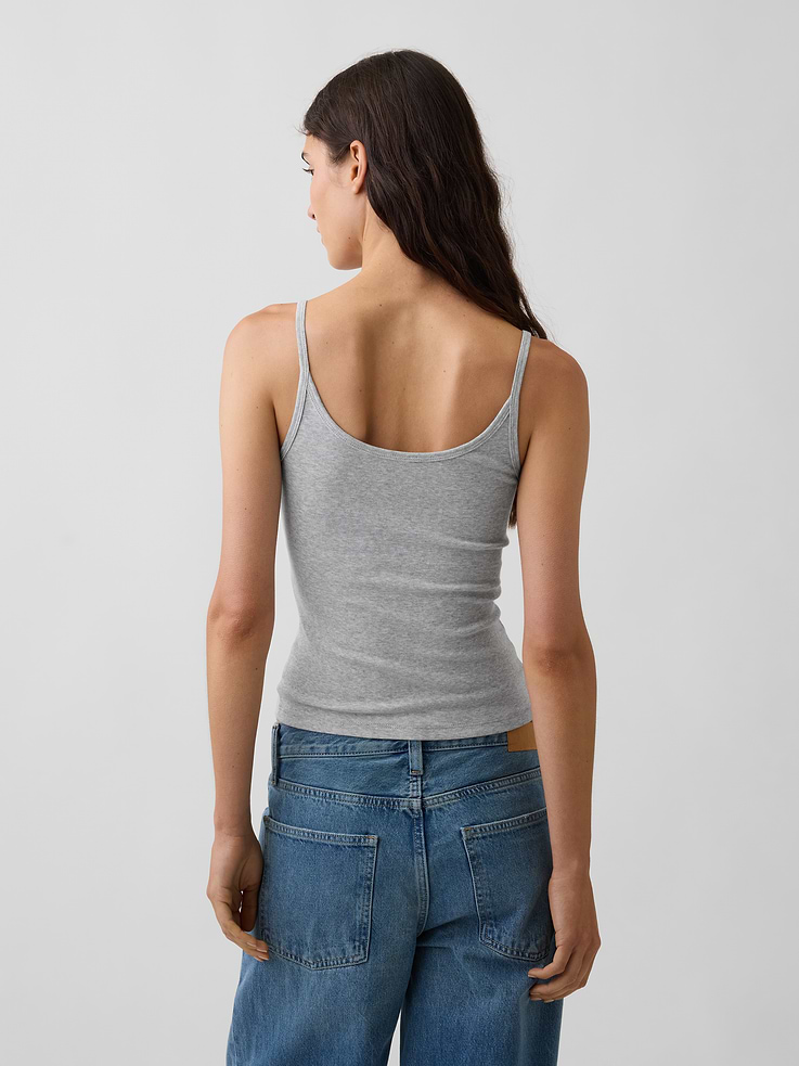 L'image numéro 3 présente Camisole courte moderne