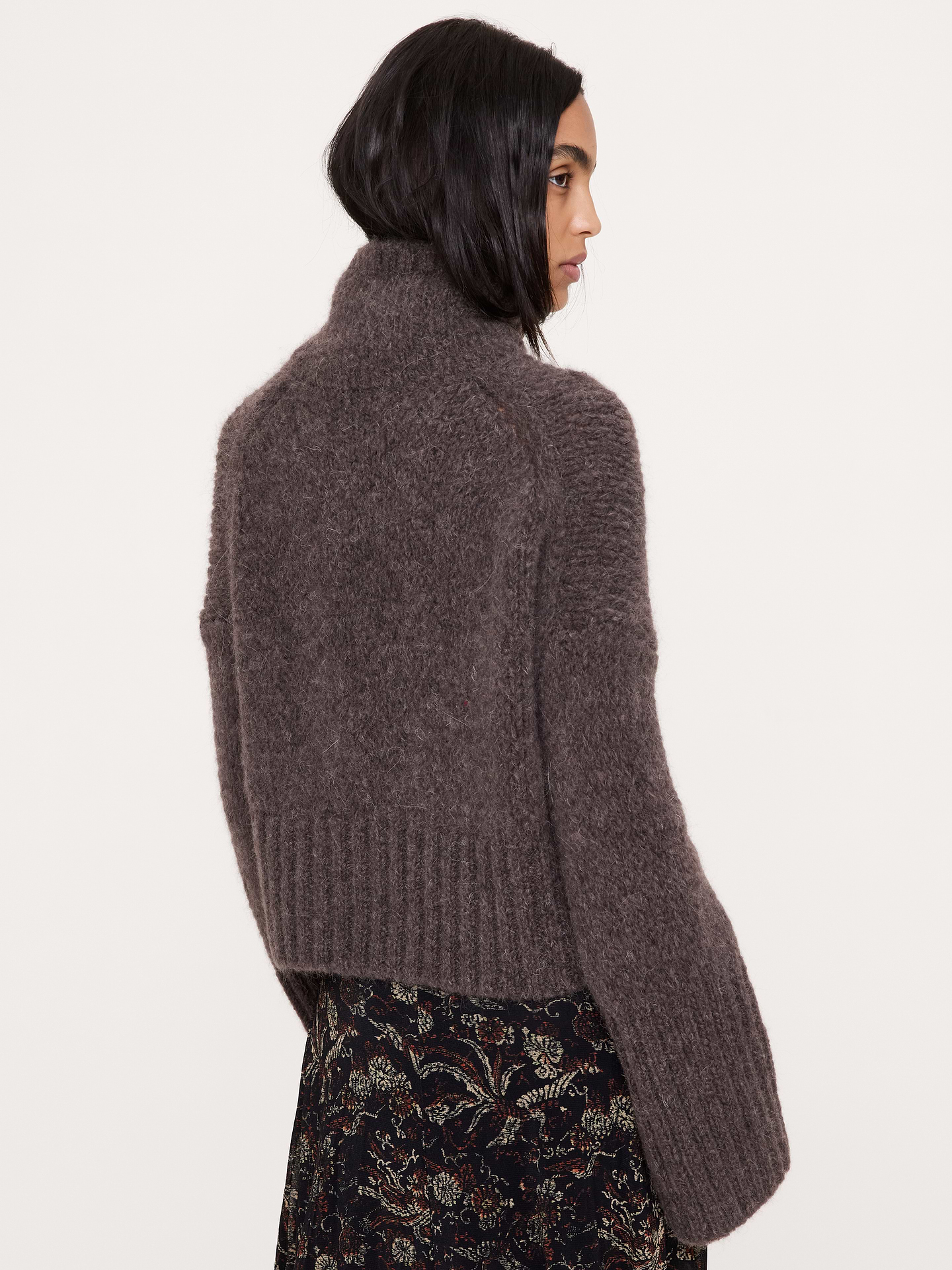Image 3 of 6, Italian Alpaca-Blend Cropped Sweater