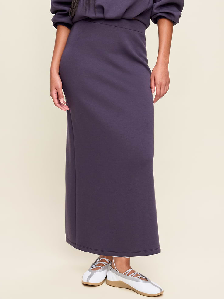 Image number 1 showing, High-Waisted Bounce Fleece Maxi Skirt