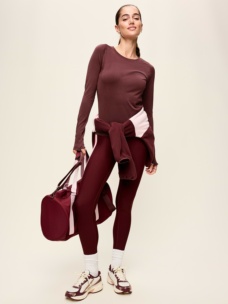 Image number 3 showing, Fluid Seamless Fitted Top