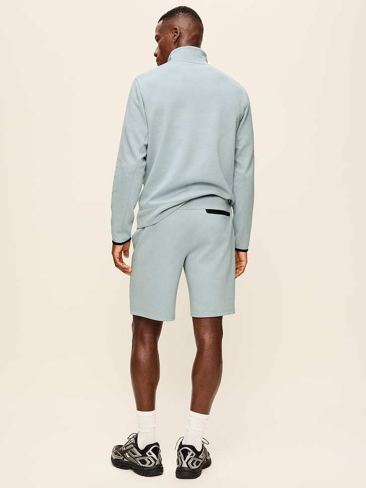 Image number 3 showing, Dynamic Fleece 4.0 Shorts -- 8-inch inseam