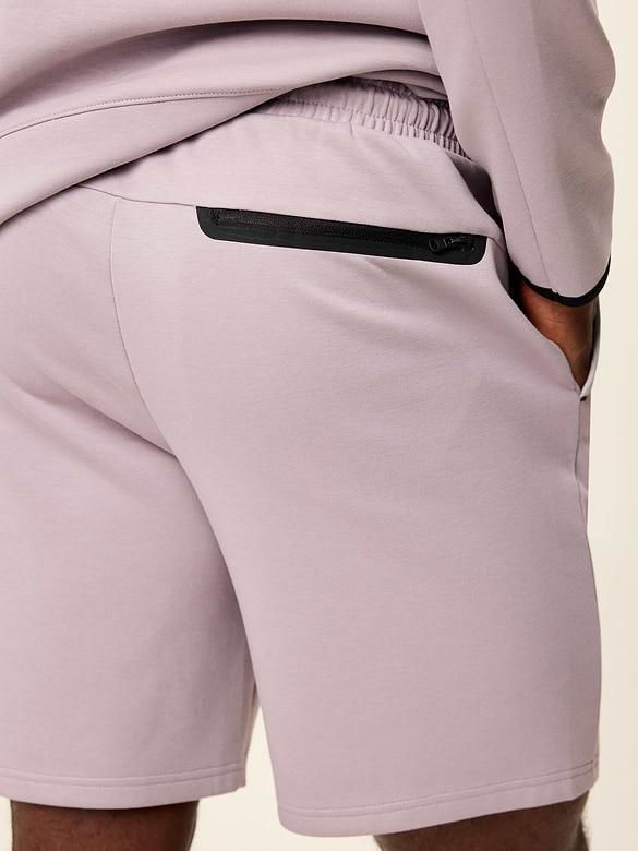 Dynamic Fleece 4.0 Shorts -- 8-inch inseam